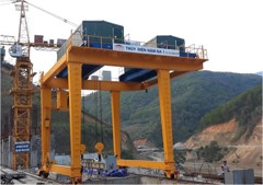 Gantry Crane Q=2x35/2x15T - Nam Na 1, Lai Chau Hydropower Plant