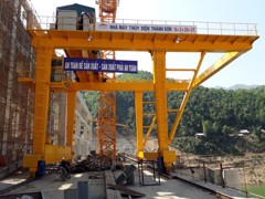 Gantry Crane Q=2x20T/2T - Thanh Son, Thanh Hoa Hydropower Plant